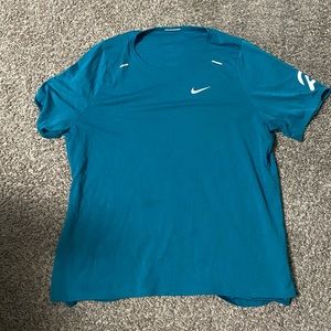 Nike peloton shirt Men’s XL